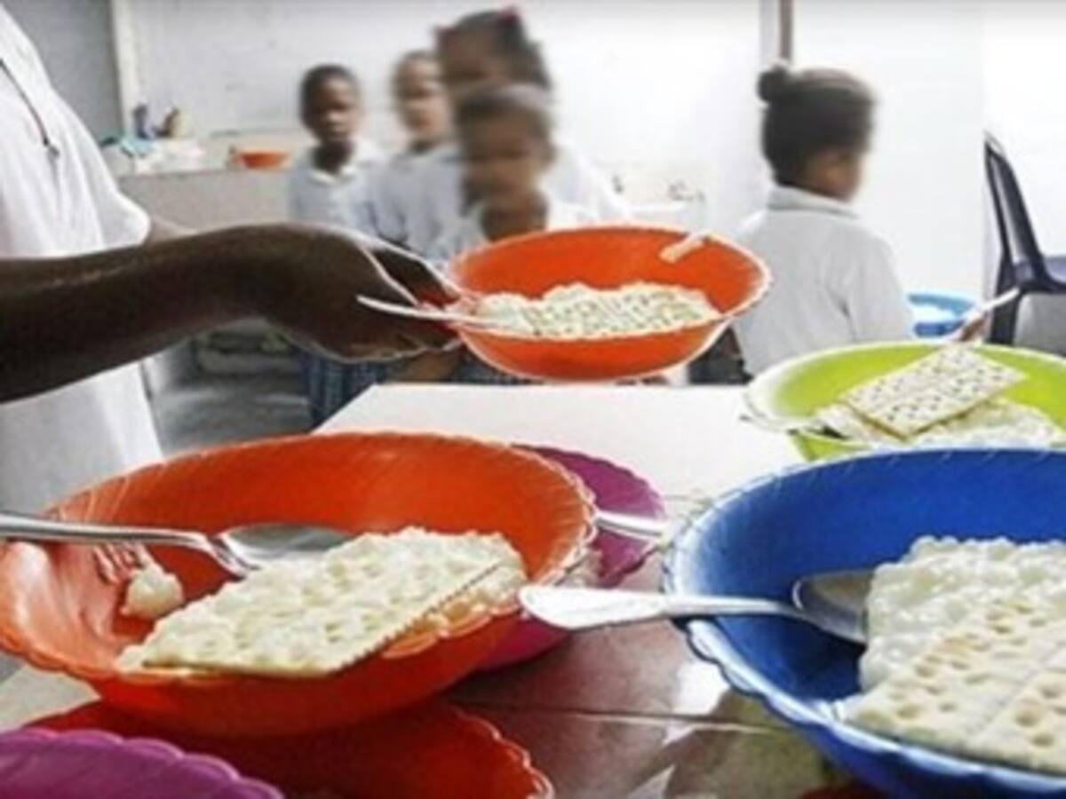 Procurador insta a Santos a tomar medidas en programas escolares
