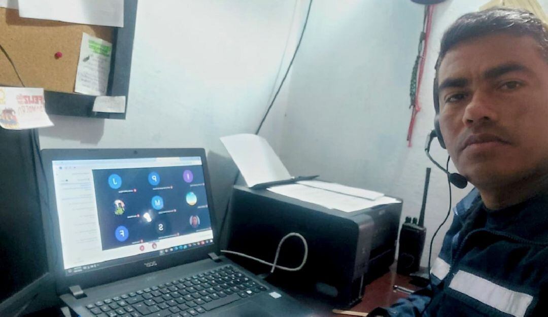 John Freddy González, enfermero y bombero 