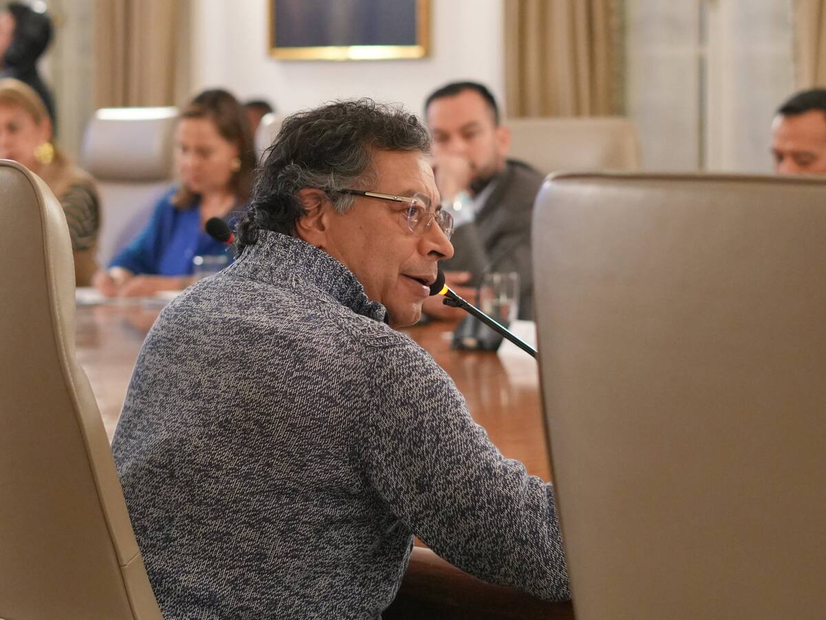 Gobierno evalúa retirar reformas Laboral y de Salud ante oposición para debatirlas en el Congreso