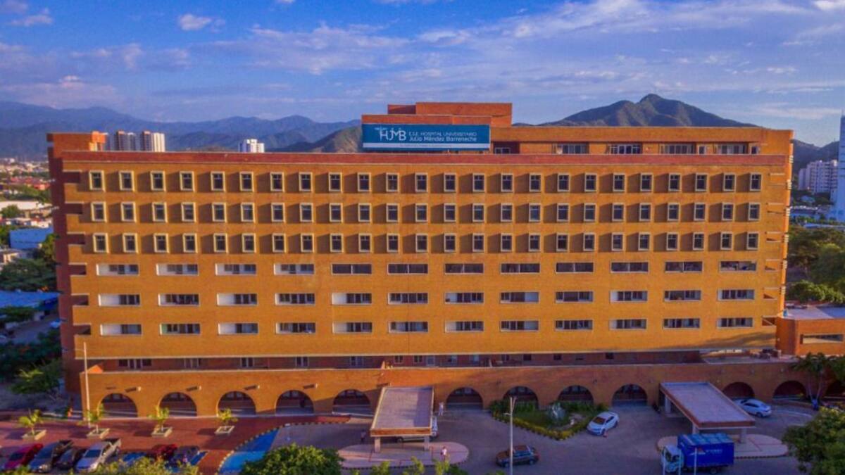 ¿Qué sucede con las camas UCI del Hospital Julio Méndez Barreneche?