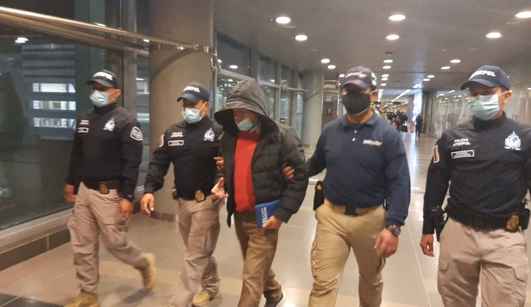 Carlos Mattos tras ser extraditado desde España - Colprensa