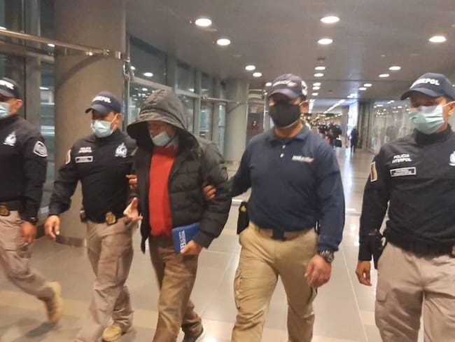 Carlos Mattos tras ser extraditado desde España - Colprensa