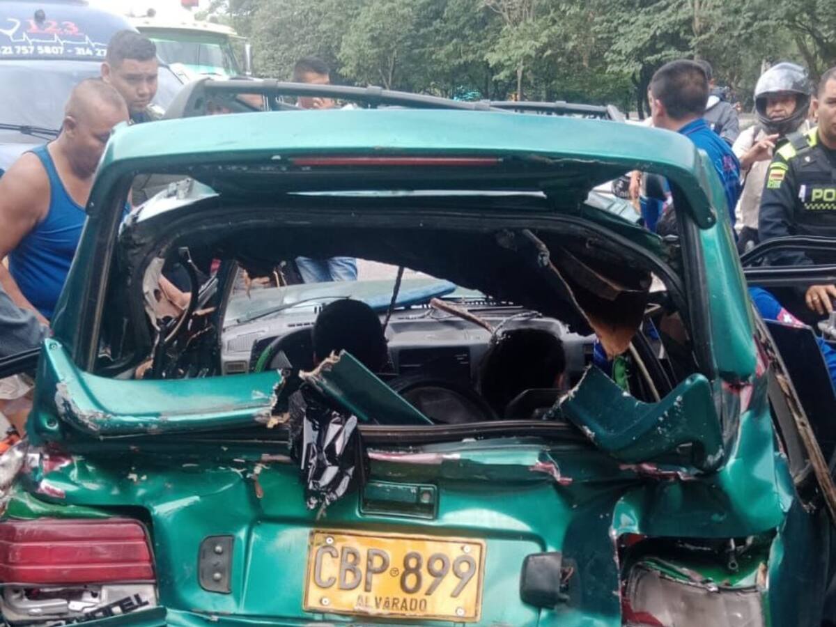 Choque múltiple en Chimitá dejó 3 heridos