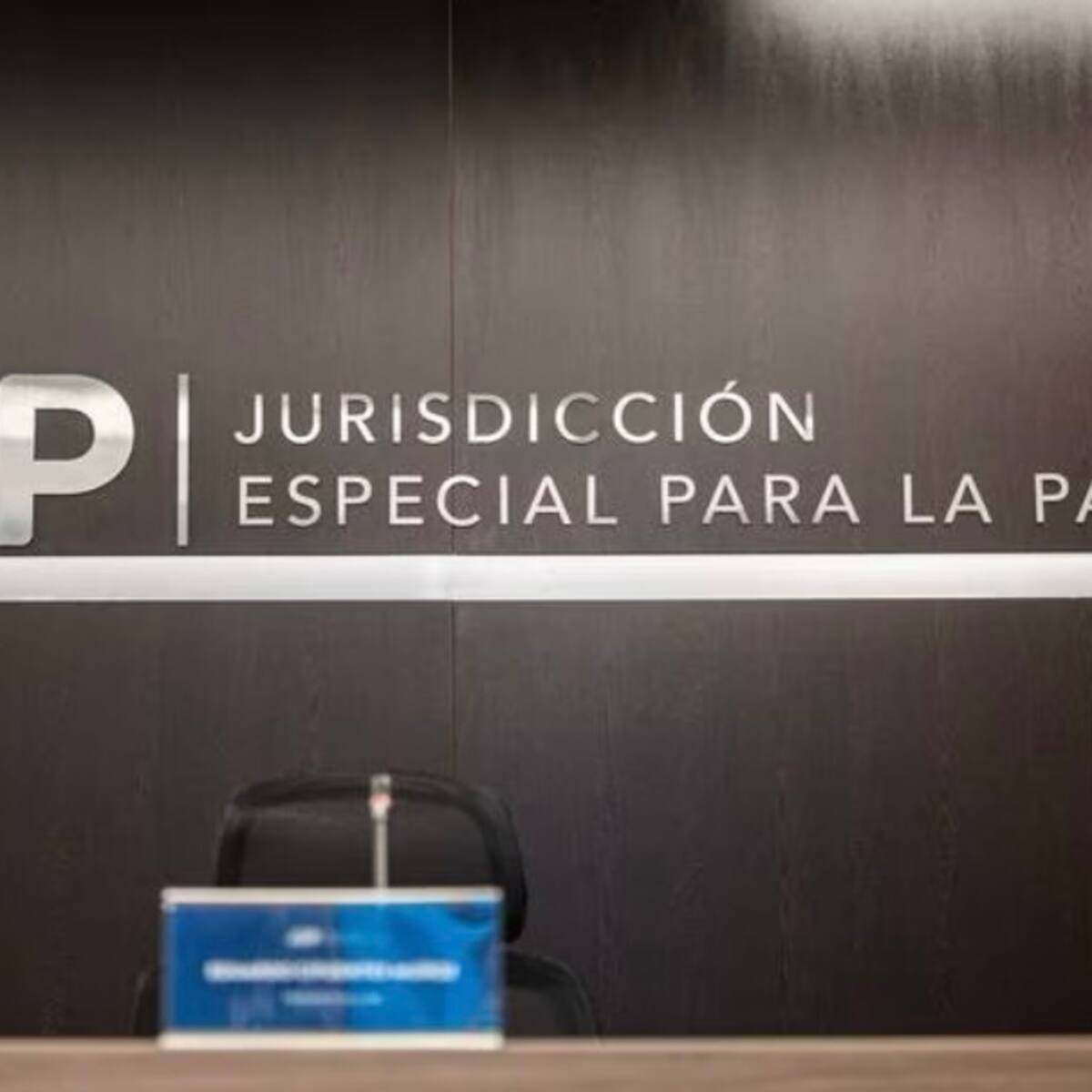 Víctimas piden a la JEP llamar a declarar a 3 exministros de Defensa por falsos positivos