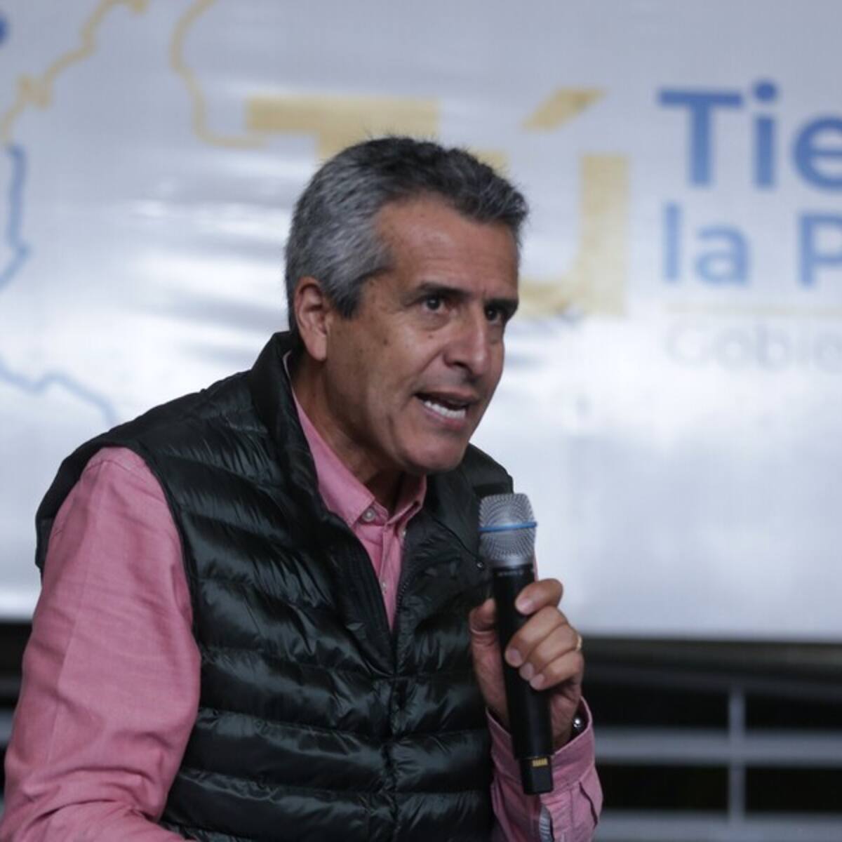 Esperamos que se cumpla el cese pero fuerza pública perseguirá la ilegalidad: MinInterior