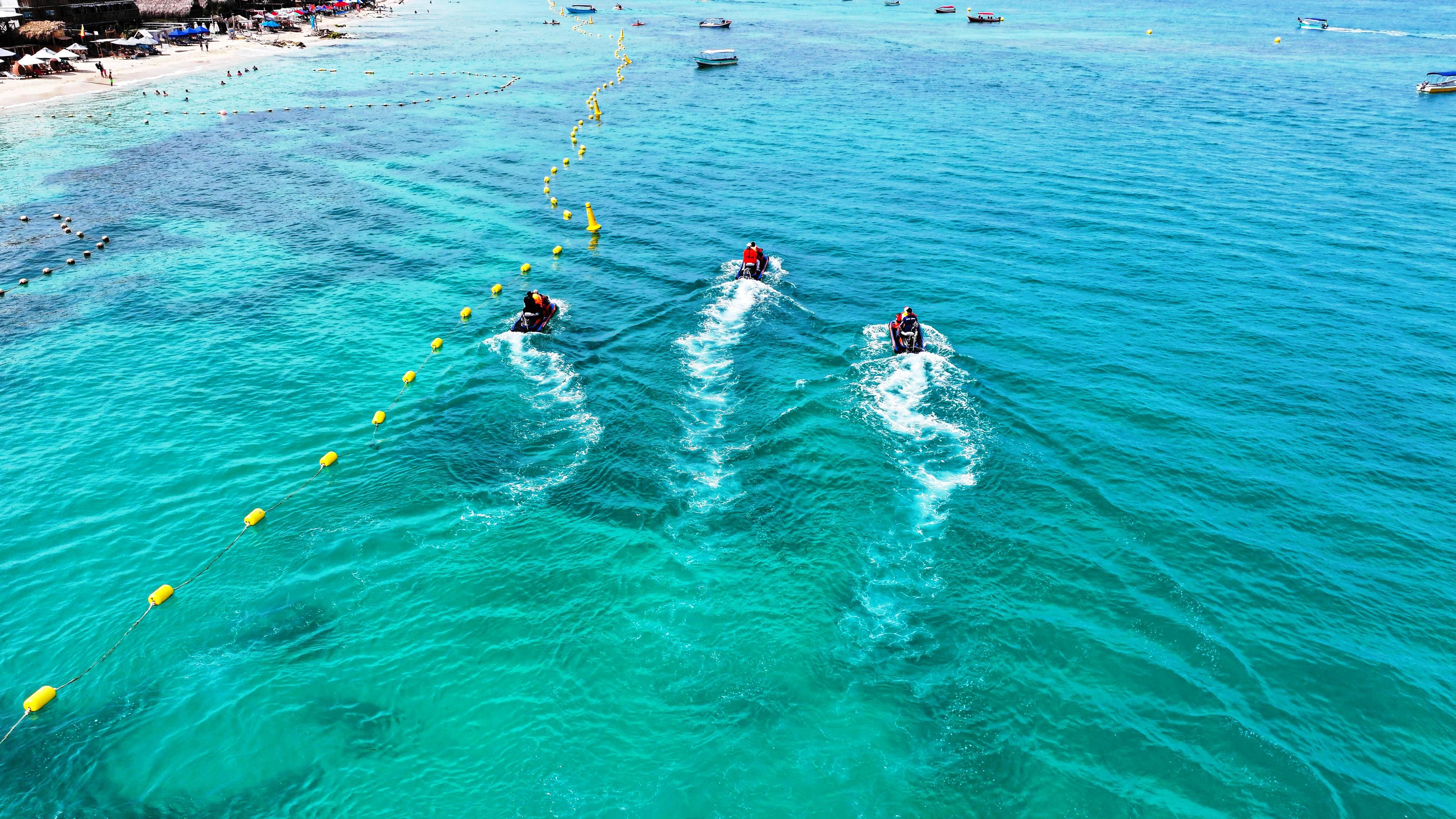 Inmovilizadas las cuatro primeras embarcaciones menores en Playa Blanca por incumplir las normas