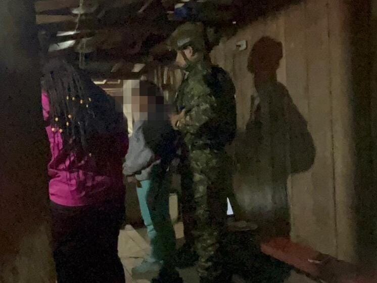 Menor reclutada por el Clan del Golfo rescatada- foto Curta Brigada