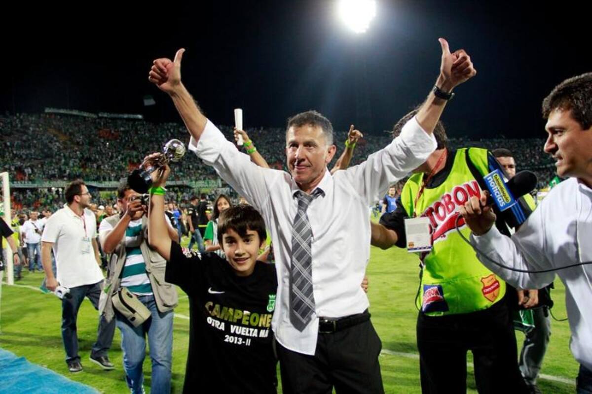 Atlético Nacional venció 2-0 a Cali y alcanzó su título 13 en Colombia. Bajo la era de Juan Carlos Osorio logró su segunda Liga y quinto título, sumando las dos Copas Postobon y Superliga.