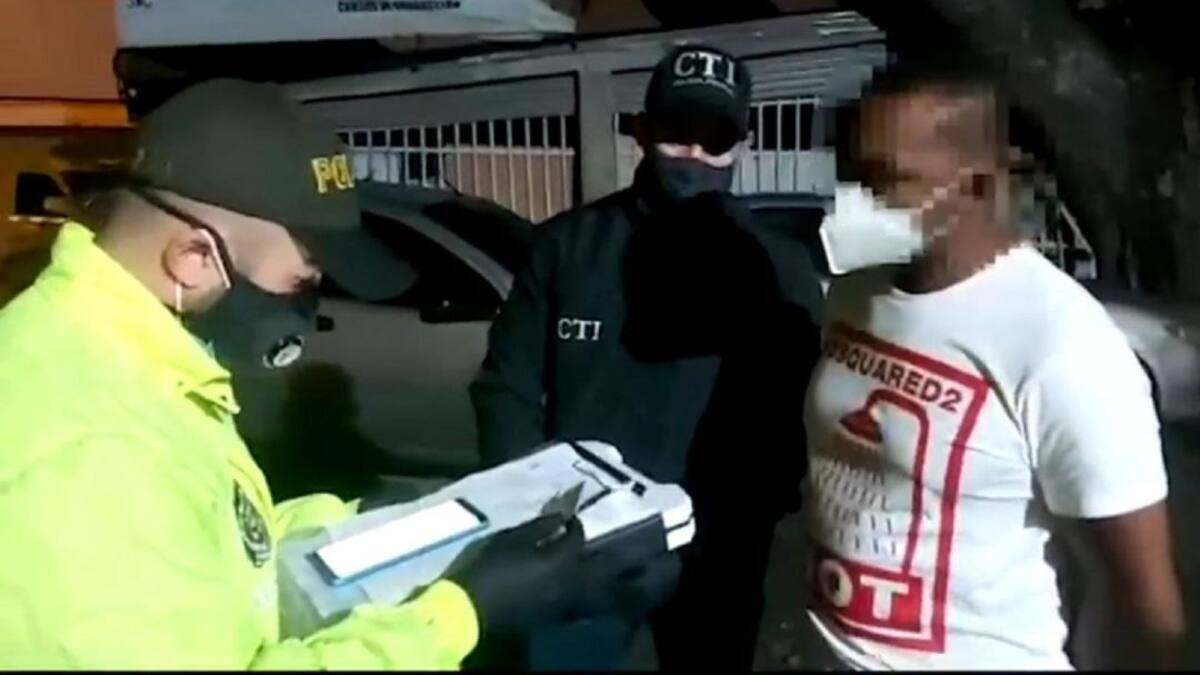 Capturados 10 contrabandistas en Cali que ingresaban mercancías de China