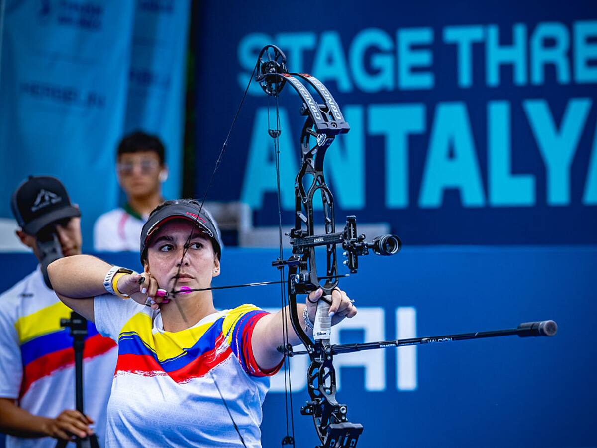 Sara López: “Mi prima está recogiendo escombros y yo disparando flechas, no se siente uno bien”