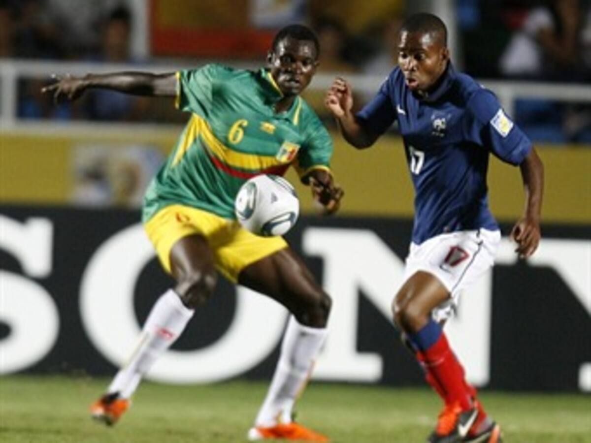 Francia se clasificó segunda en el Grupo A