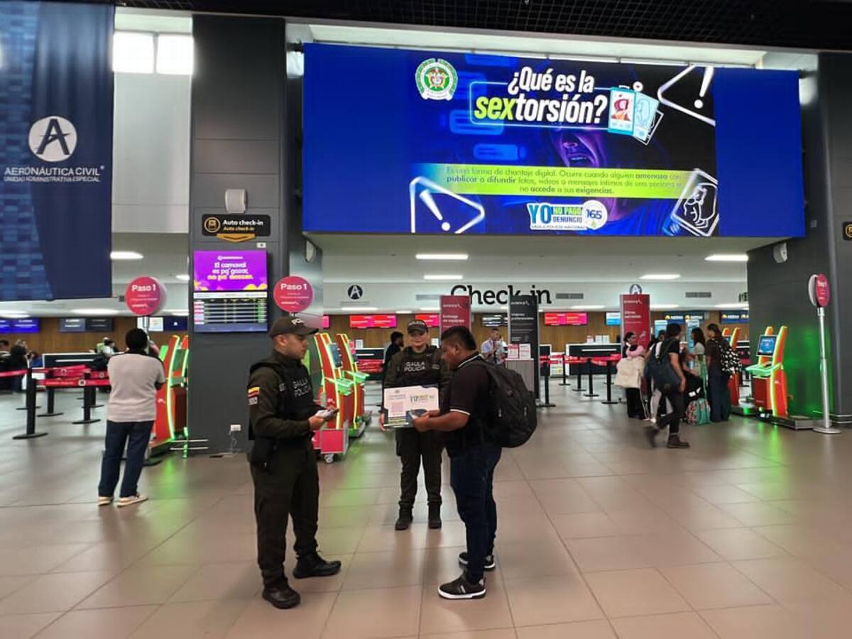 Policía de Barranquilla realizó jornadas contra la extorsión en el aeropuerto Ernesto Cortissoz