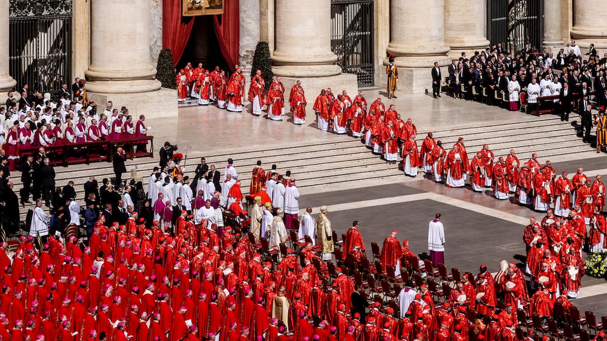 Vaticano concluye los nueve días de luto por Francisco y pone mira en el cónclave