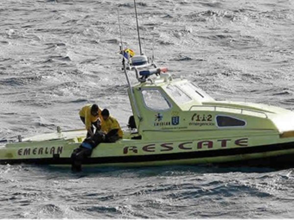 Naufragio en Canarias: 19 inmigrantes muertos, 3 desaparecidos