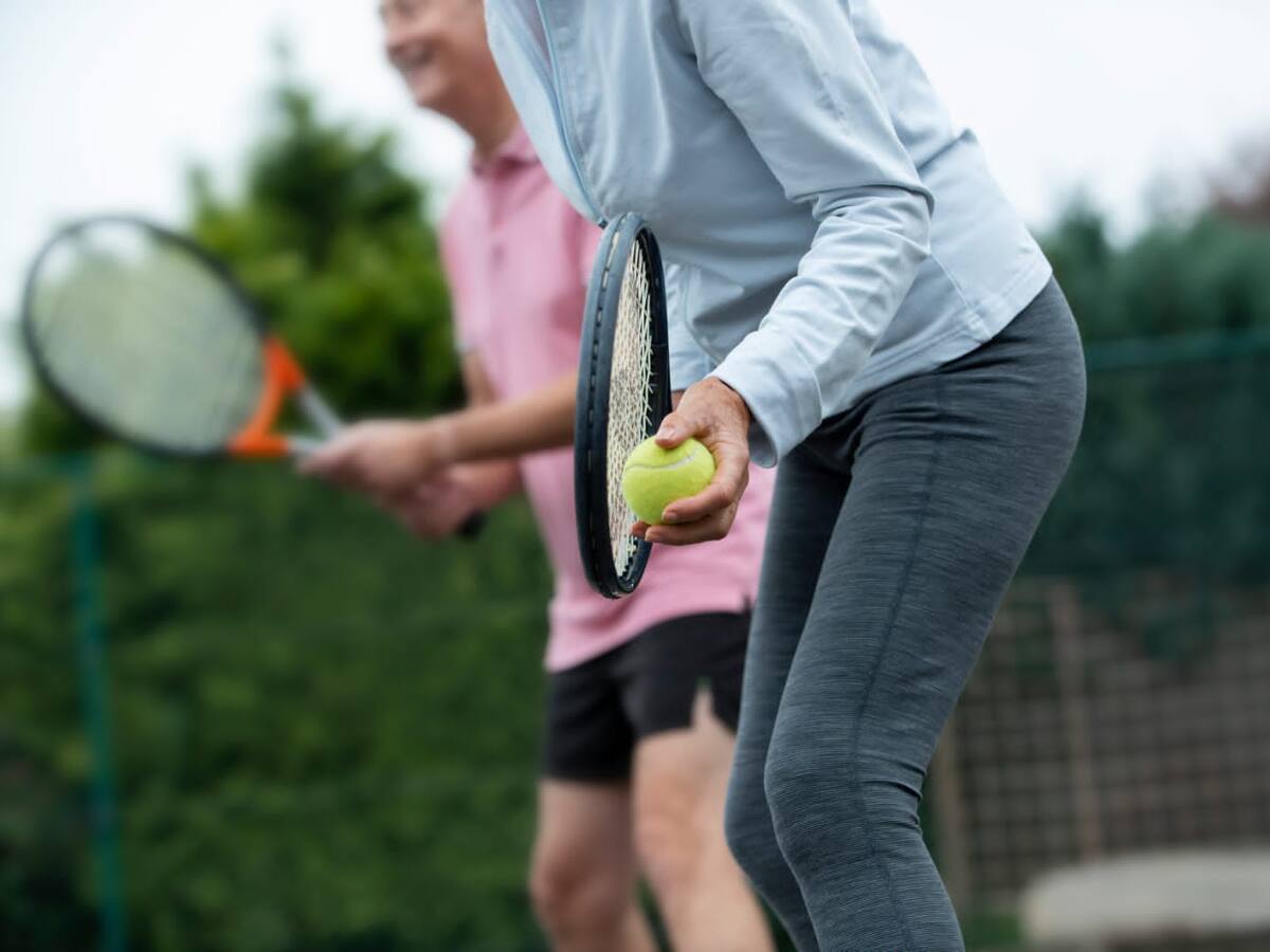 ¿Por qué podemos lesionarnos jugando tenis?