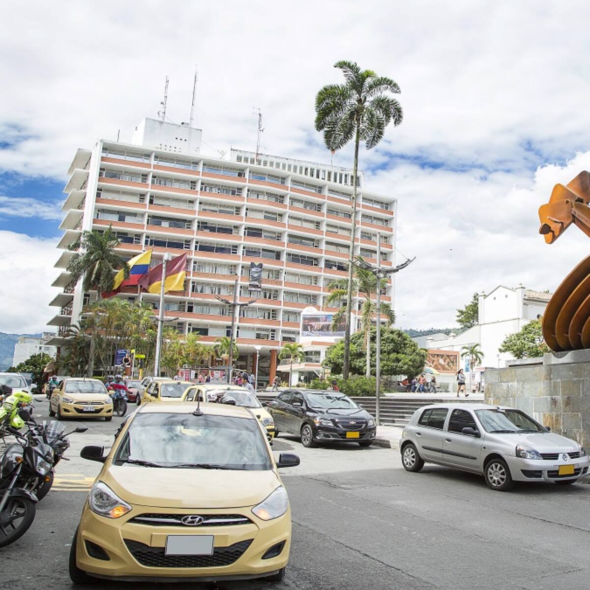 DANE revela leve disminución en costos de obras civiles durante noviembre de 2024