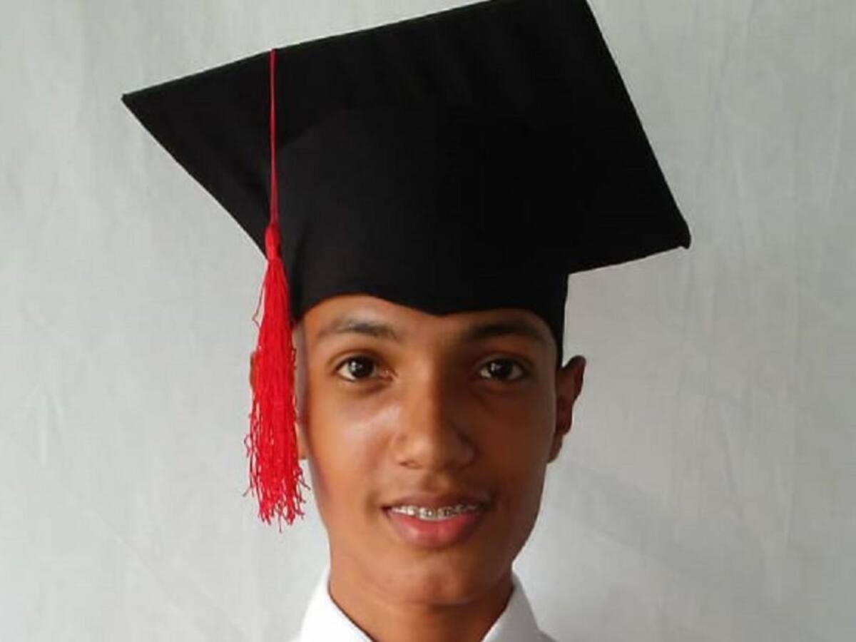 Exaltan a joven con el mejor ICFES en la Depresión Momposina