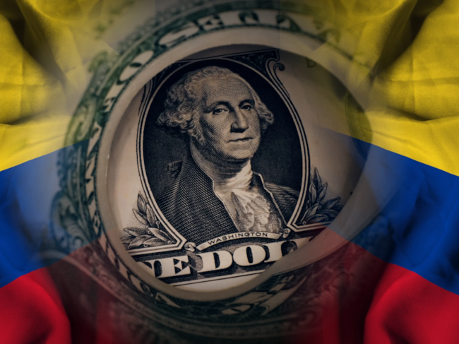 Imagen del dólar tomada de Getty Imagenes (crédito: aristotoo) // imagen de la bandera tomada de Getty Imagenes (crédito: Manuel Augusto Moreno)