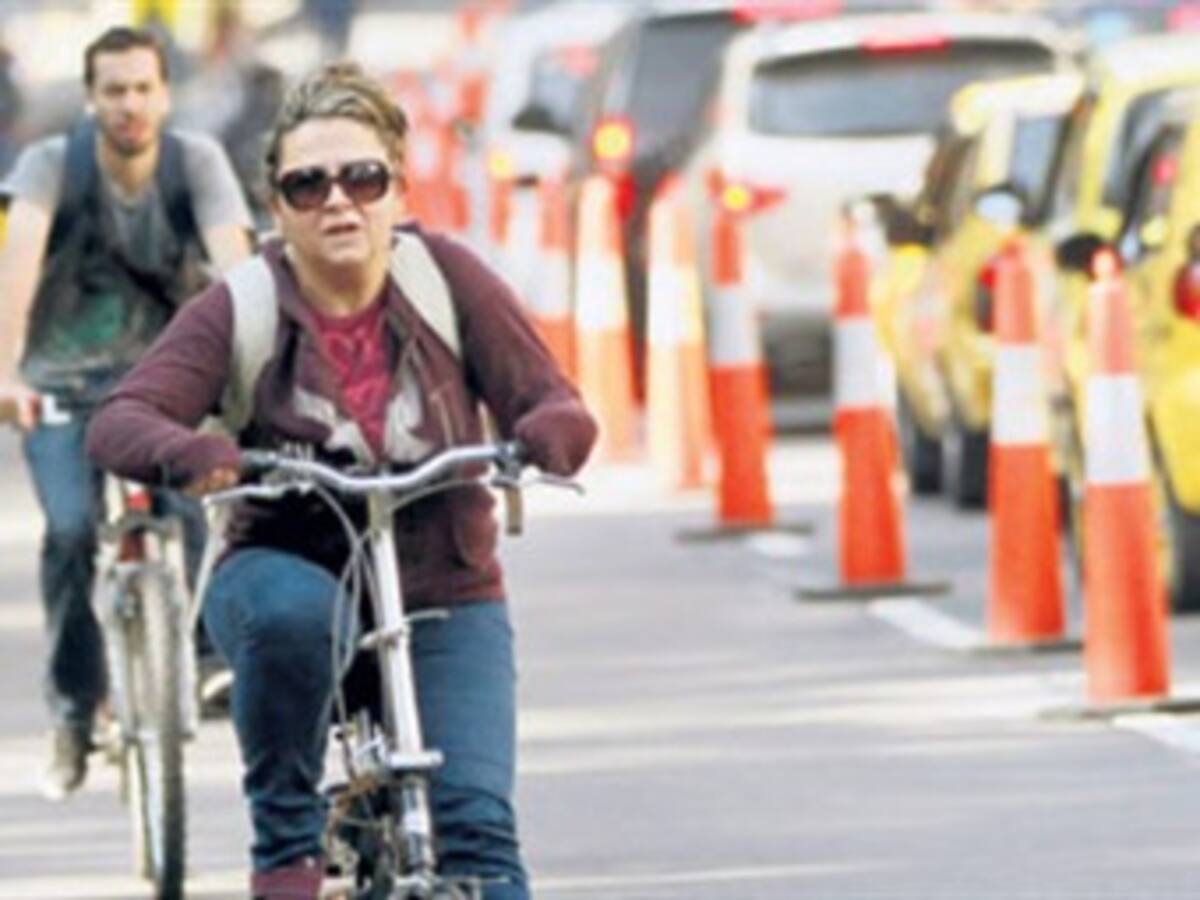 Comienza construcción de carriles exclusivos para bicicletas
