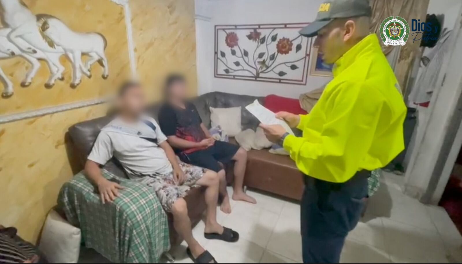 Desmantelada banda dedicada a la falsificación de dólares y pesos en frontera