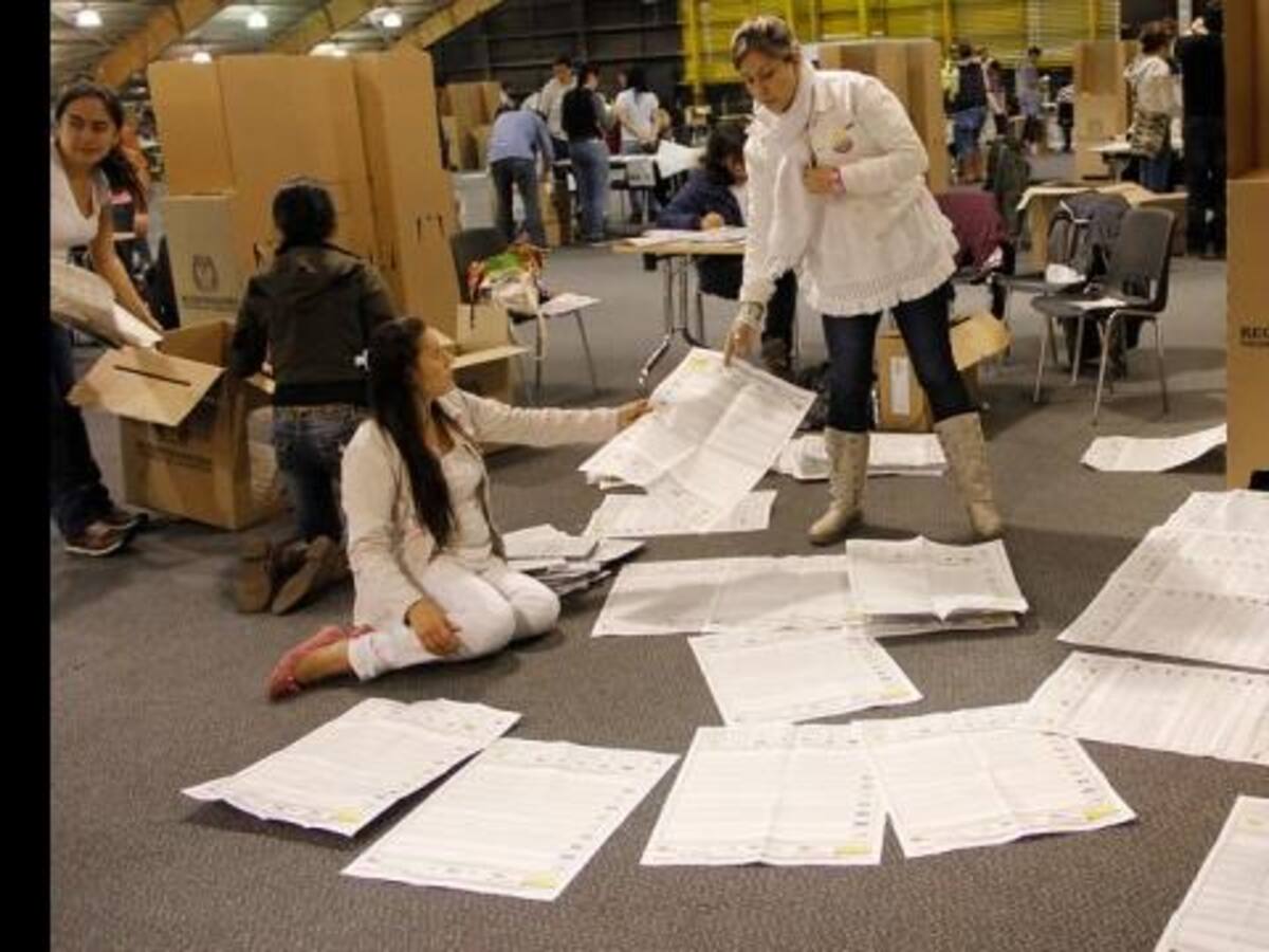Entregan a la Corte Suprema pruebas de fraude electoral el 9 de marzo