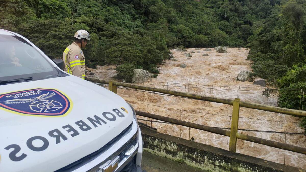 Fuertes lluvias provocan inundaciones en Cundinamarca: Silvania y Granada los más afectados