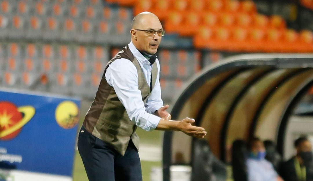 Alfredo Arias, director técnico uruguayo.