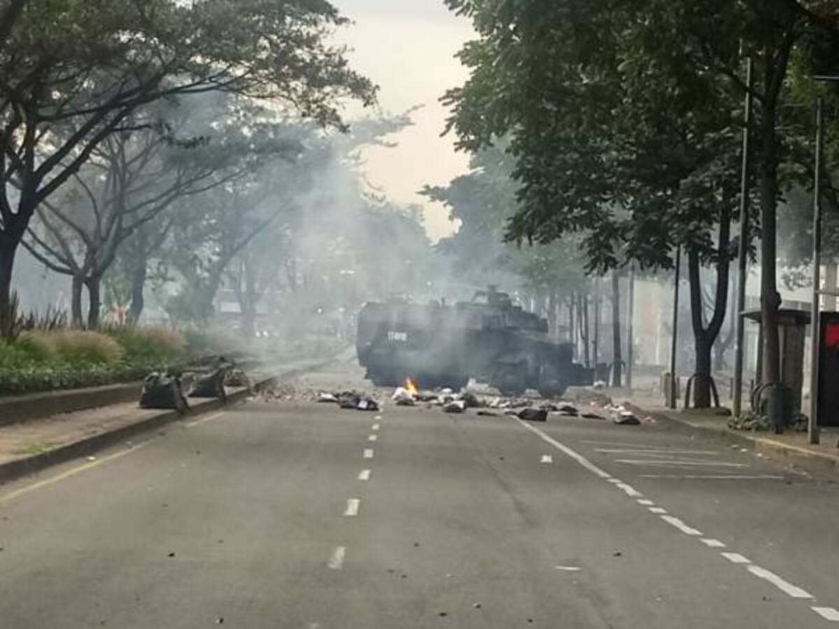 Disturbios generan problemas de movilidad en Bogotá