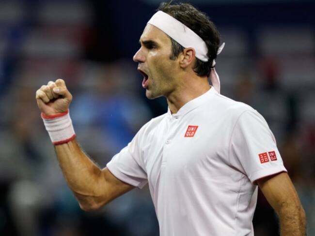Federer debutó con victoria en Shanghái y enfrentará a Bautista en octavos