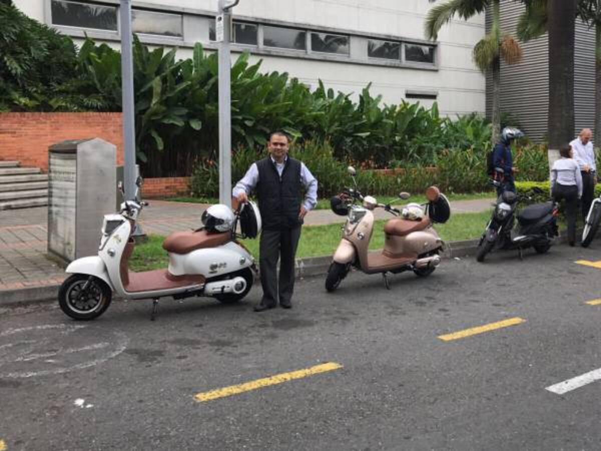 Ya hay 35 motos y cuatro carros eléctricos rodando en Pereira
