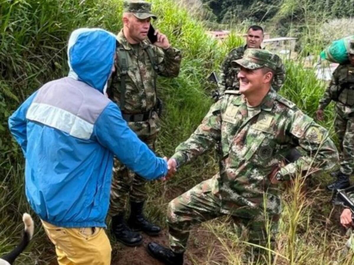 Menor indígena reclutado por las disidencias fue rescatado por el Ejército en Cauca