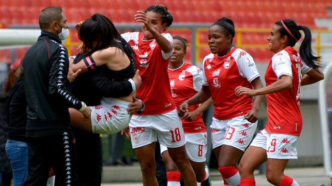 Santa Fe celebrando su gol ante La Equidad en 2021