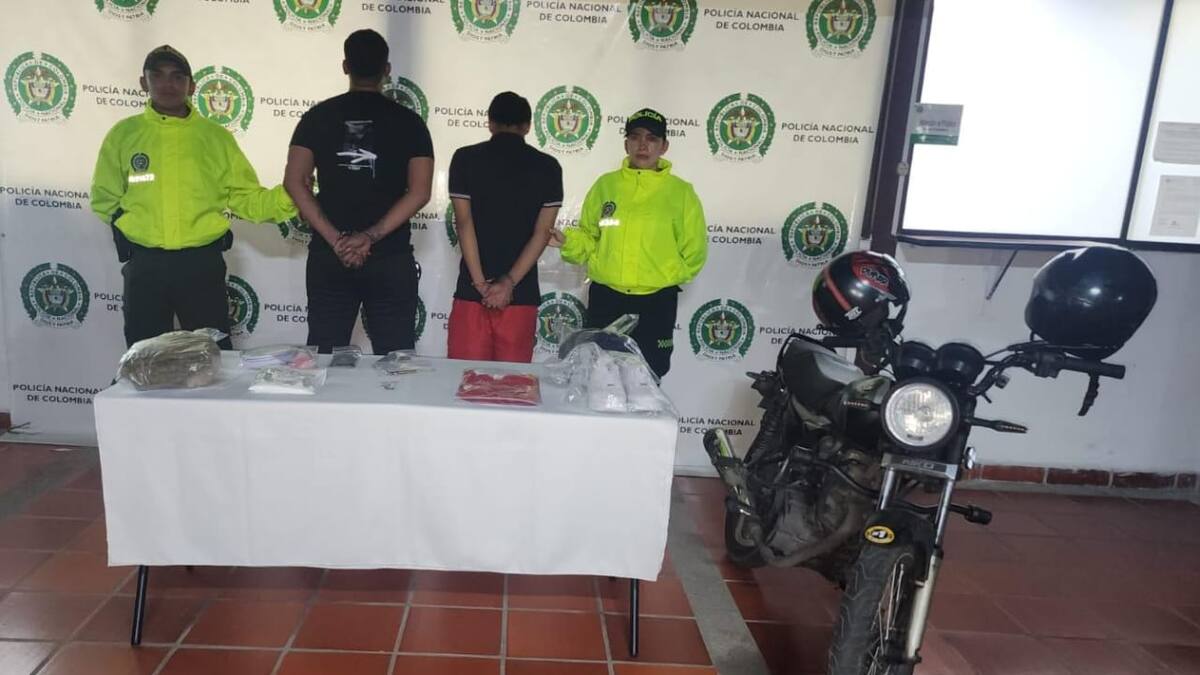 Capturados responsables de lanzar granada a establecimiento comercial en Floridablanca