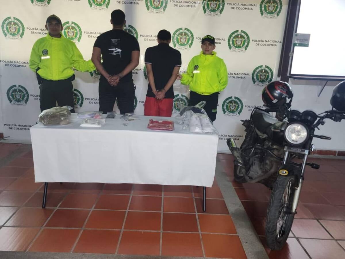 Capturados responsables de lanzar granada a establecimiento comercial en Floridablanca
