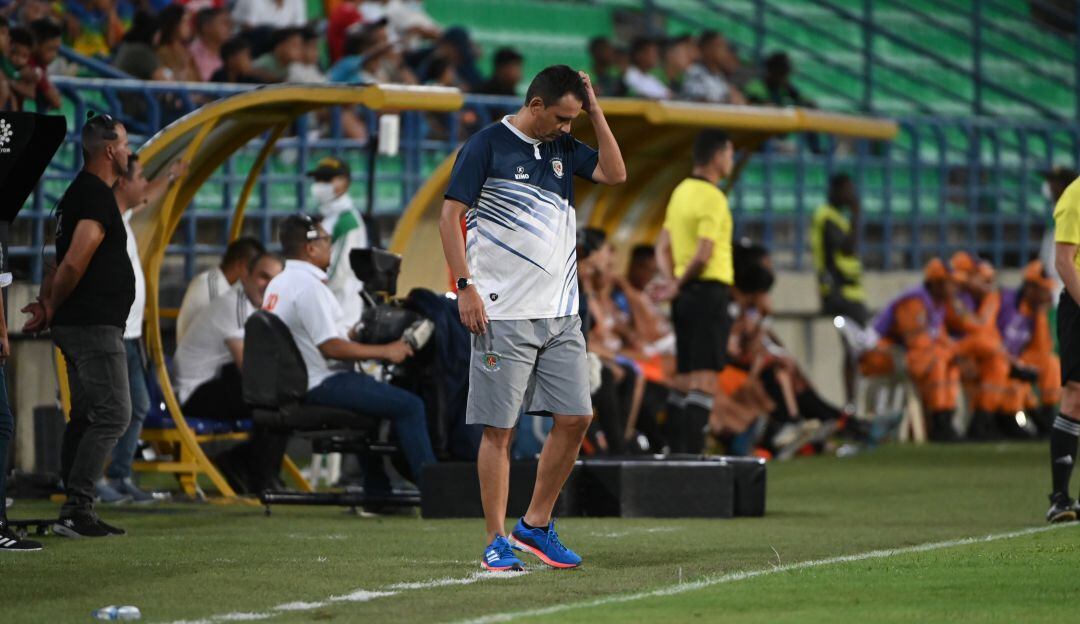 Grigori Méndez no continúa como entrenador de Jaguares.