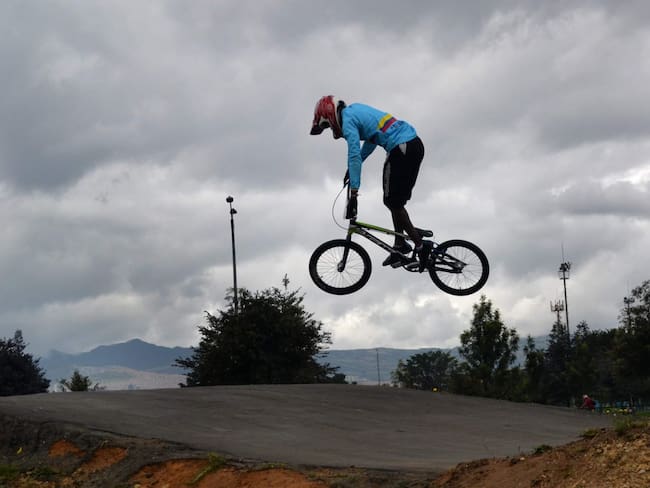 Campeón Nacional de BMX exige a la Federación cumplimiento de sus derechos fundamentales