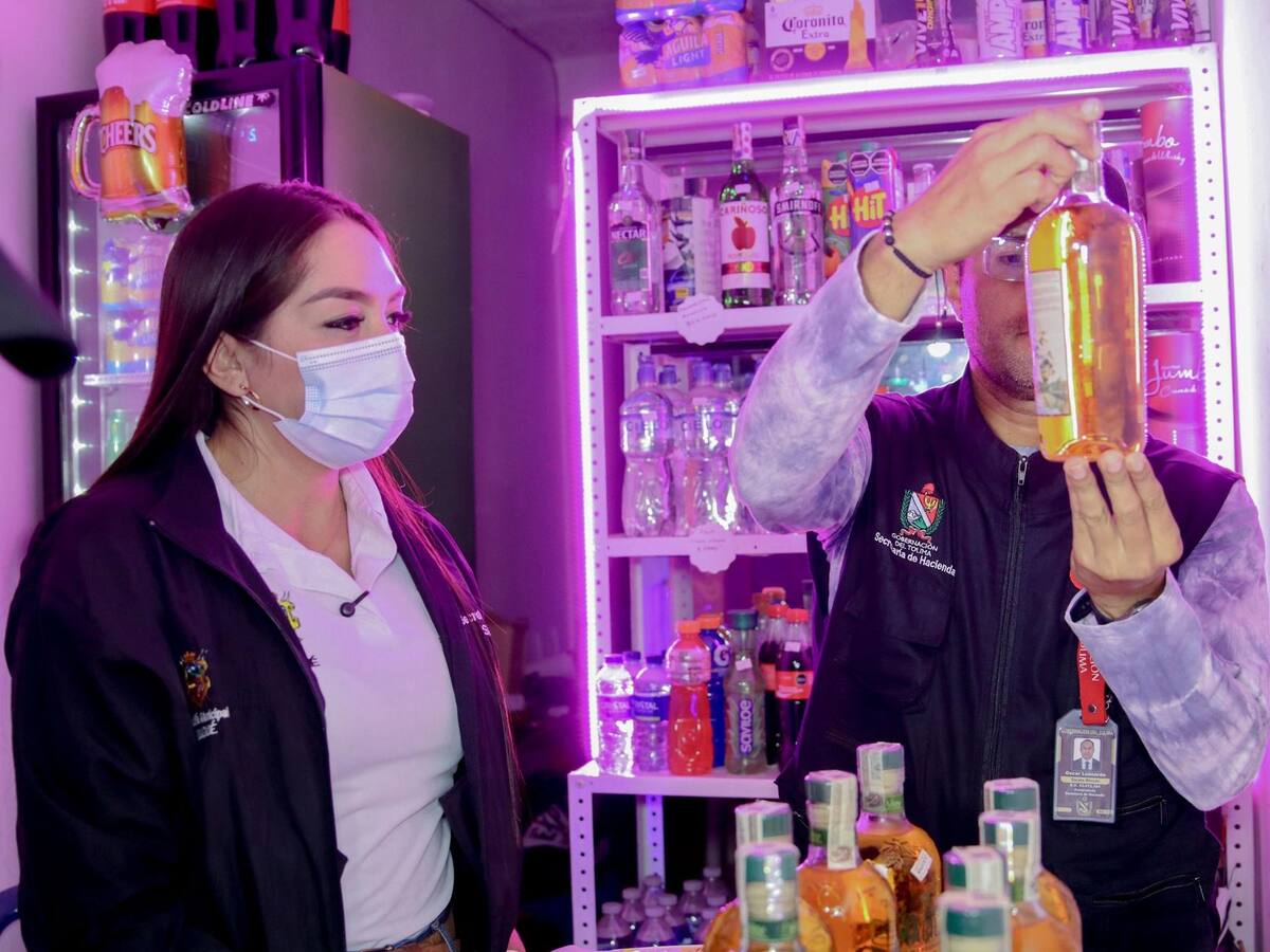 Incautan licor adulterado en un establecimiento de comercio de Ibagué