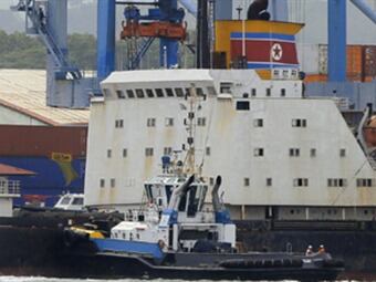 El barco, Chong Chon Gang, retenido en Panamá. El Tiempo