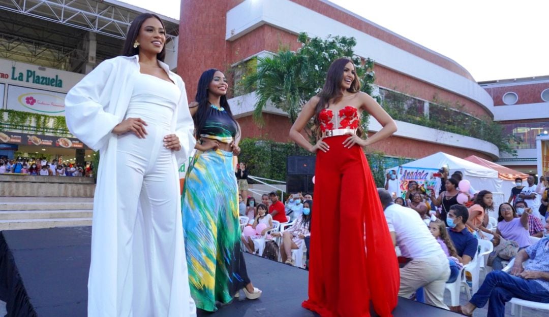 Gran Velada de Elección y Coronación en el Hotel Intercontinental