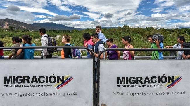 Magistrados venezolanos siguen saliendo de su país y cruzando la frontera colombiana. Foto: Getty Images