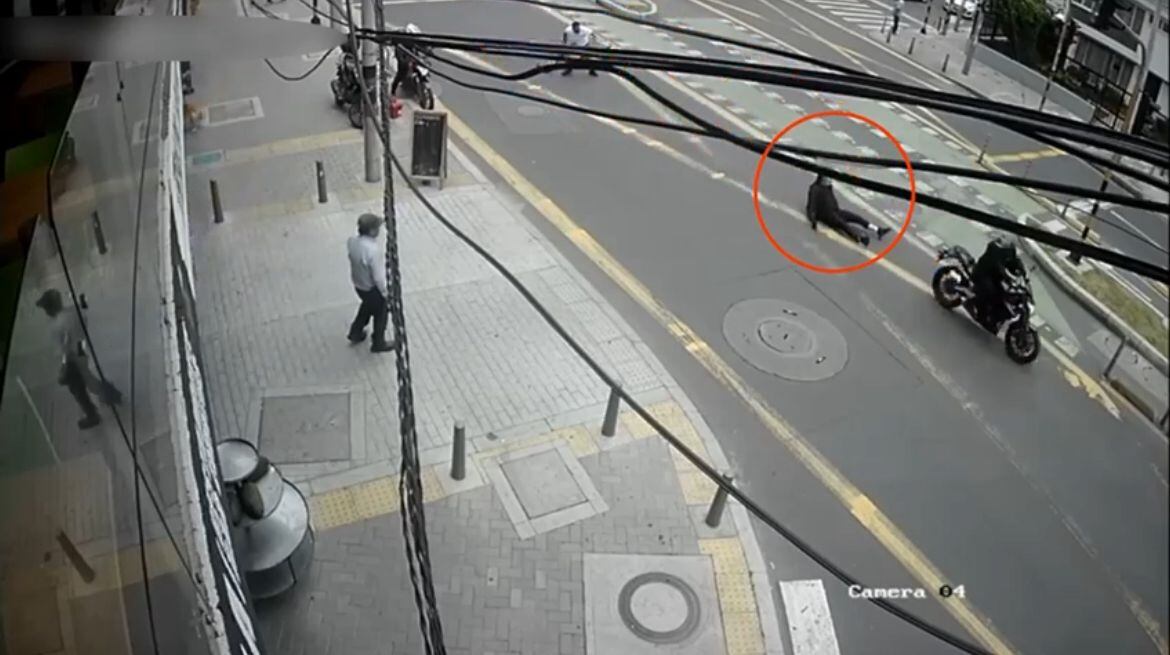 Capturado hombre que habría robado 85 millones de pesos a comerciante en el norte de Bogotá