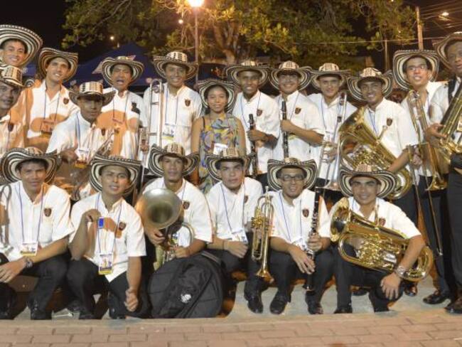 Viernes de porros y fandangos en el Parque del Cangrejo Azul de Cartagena