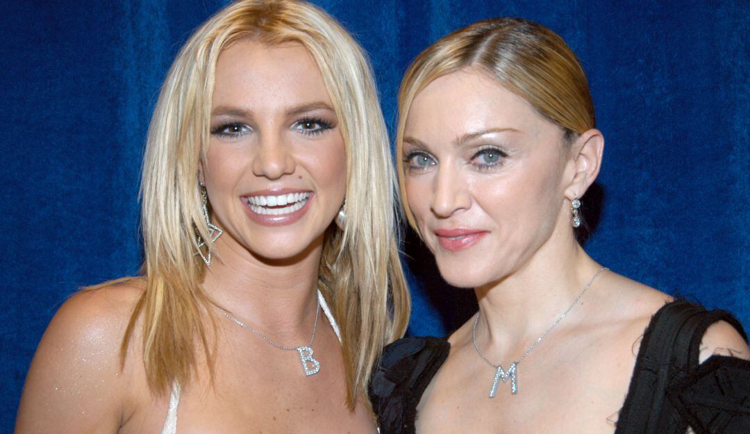 Britney Spears y Madonna en los 2003 MTV Video Music Awards 