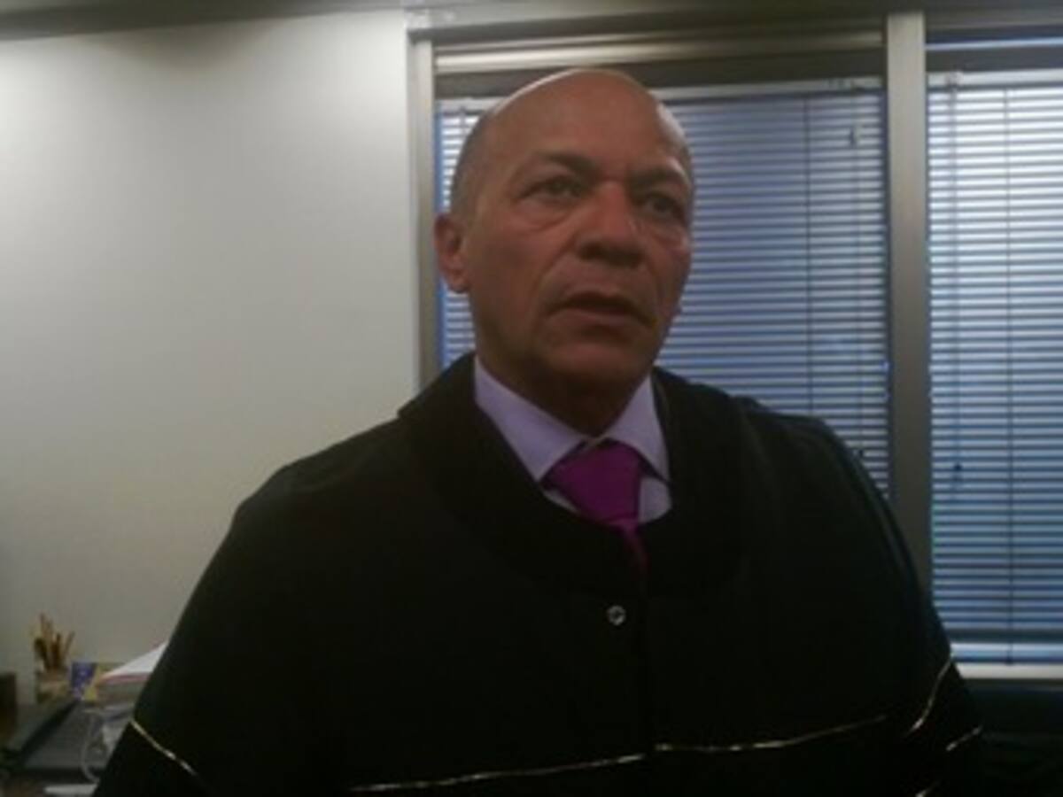 ¿Quién es el magistrado que suspendió la destitución del alcalde Petro?