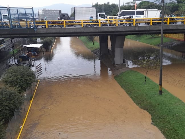 Inundaciones en el sector Industriales de Medellín- foto cortesía