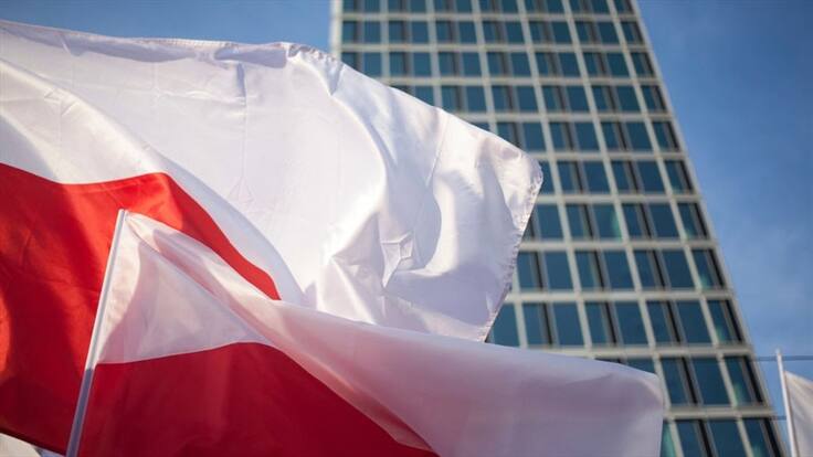 "Migrantes pagan a Bielorrusia para entrar ilegalmente a Polonia": Pawel Jablonski