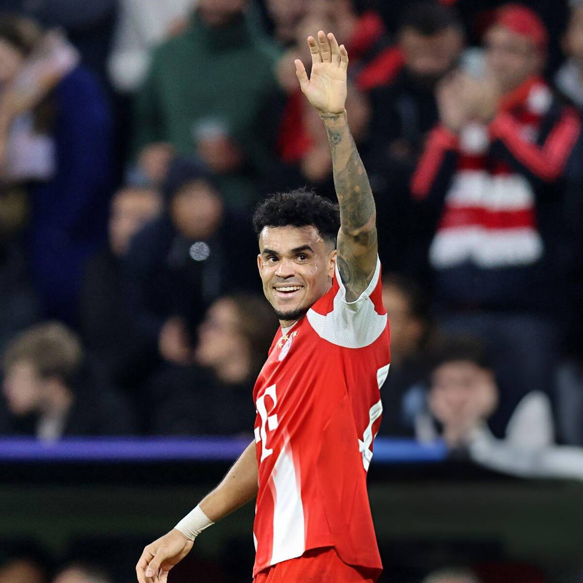 Video: Golazo de Luis Díaz en goleada del Bayern Múnich en Liga de Campeones