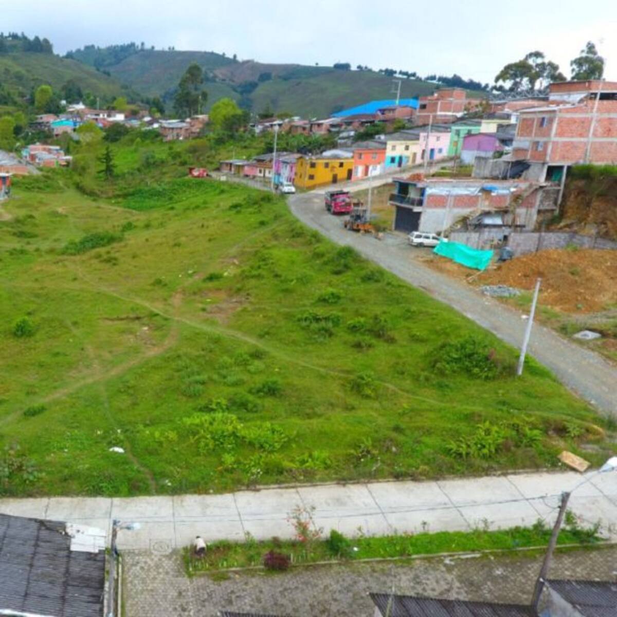 Programa 'Mil Viviendas' en Caldas recibe respaldo del Ministerio