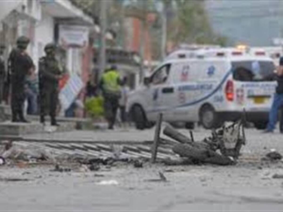 En silencio habitantes de Pradera sepultaron victima de atentado