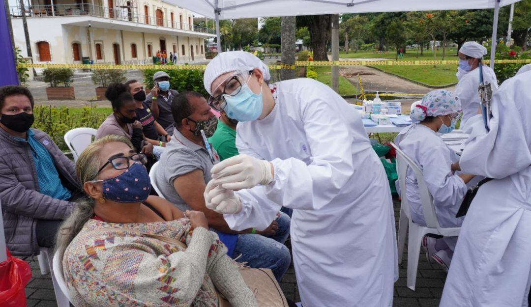 Vacunación covid-19 en Risaralda